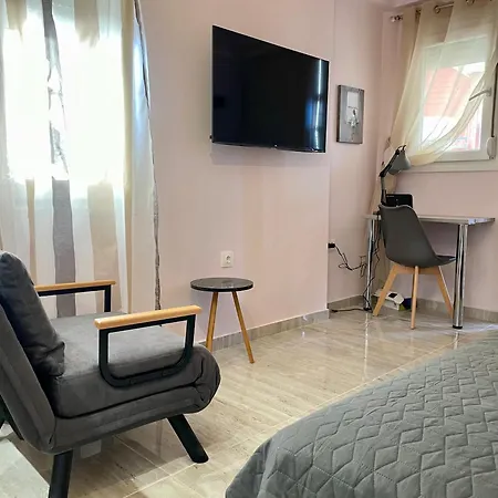 Apartment 66